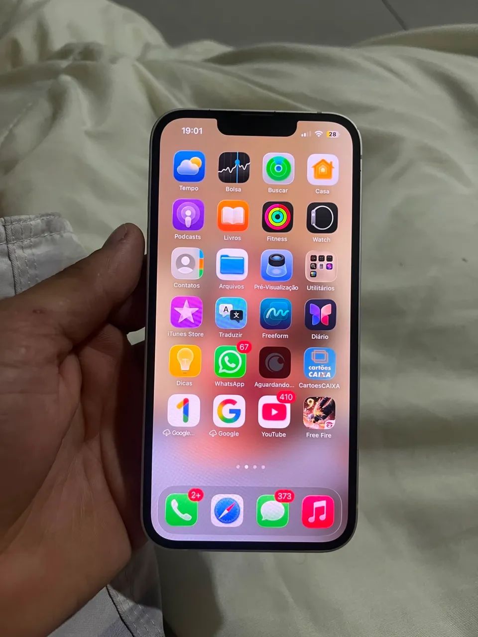 iPhone 13 