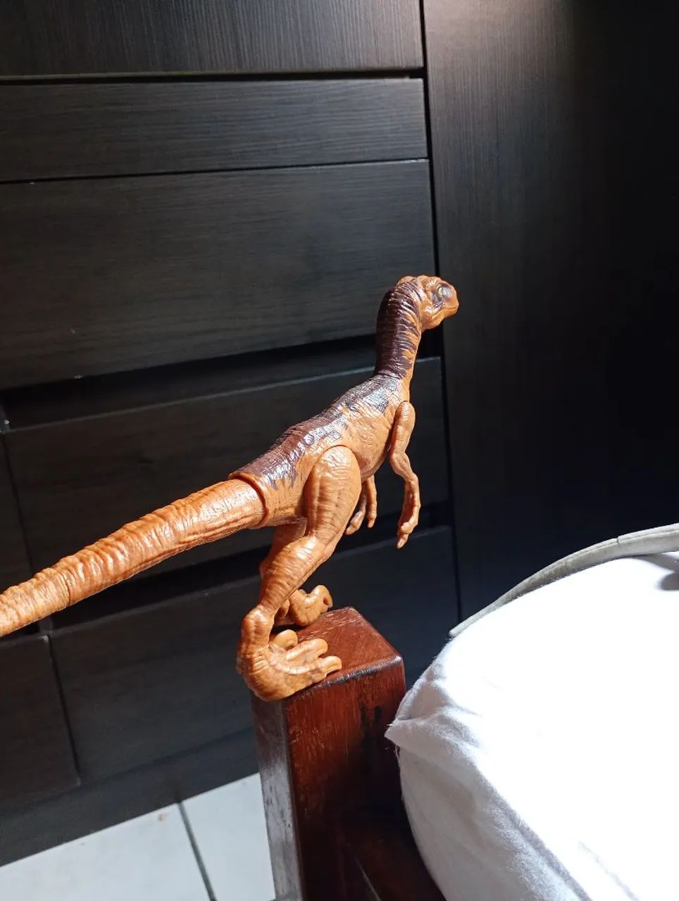 Velociraptor Mattel usado básico - Foto 3
