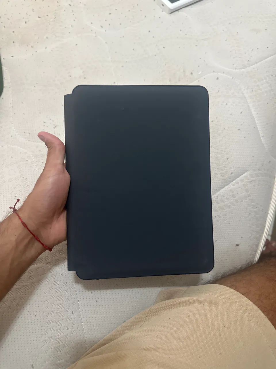Capa com Teclado para iPad - Bluetooth - Excelente Estado - Foto 4