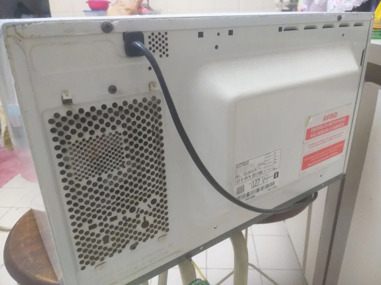 Micro Ondas ELETROLUX 31litros - Foto 3