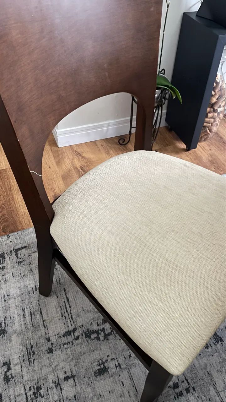 Mesa sala de jantar com seis cadeiras  - Foto 4