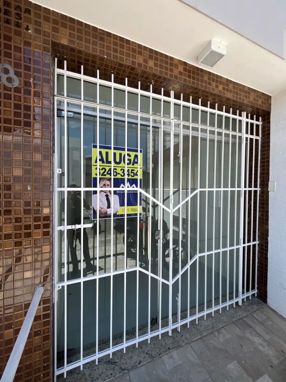 Sala para alugar na Rua Péricles Muniz Barreto, bairro Salgado Filho