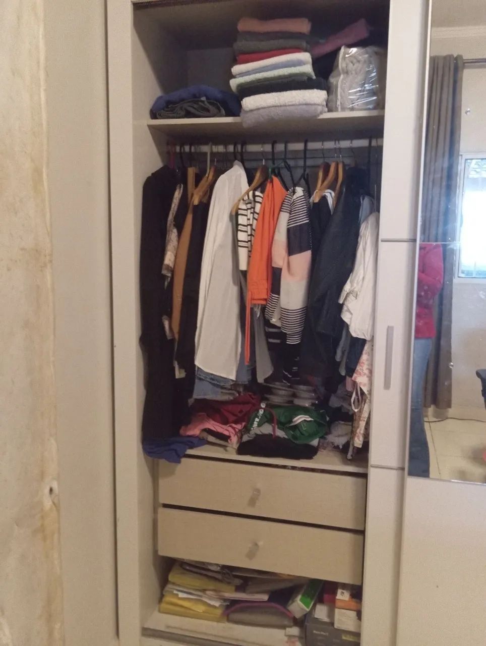 Vende-se guarda-roupa 