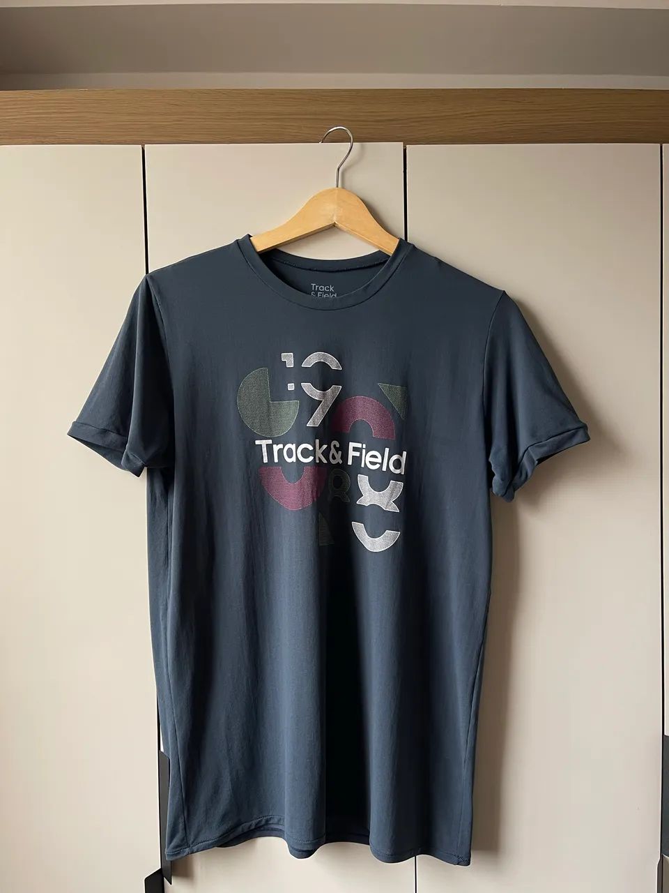 Camiseta Track & Field Original Tamanho PP
