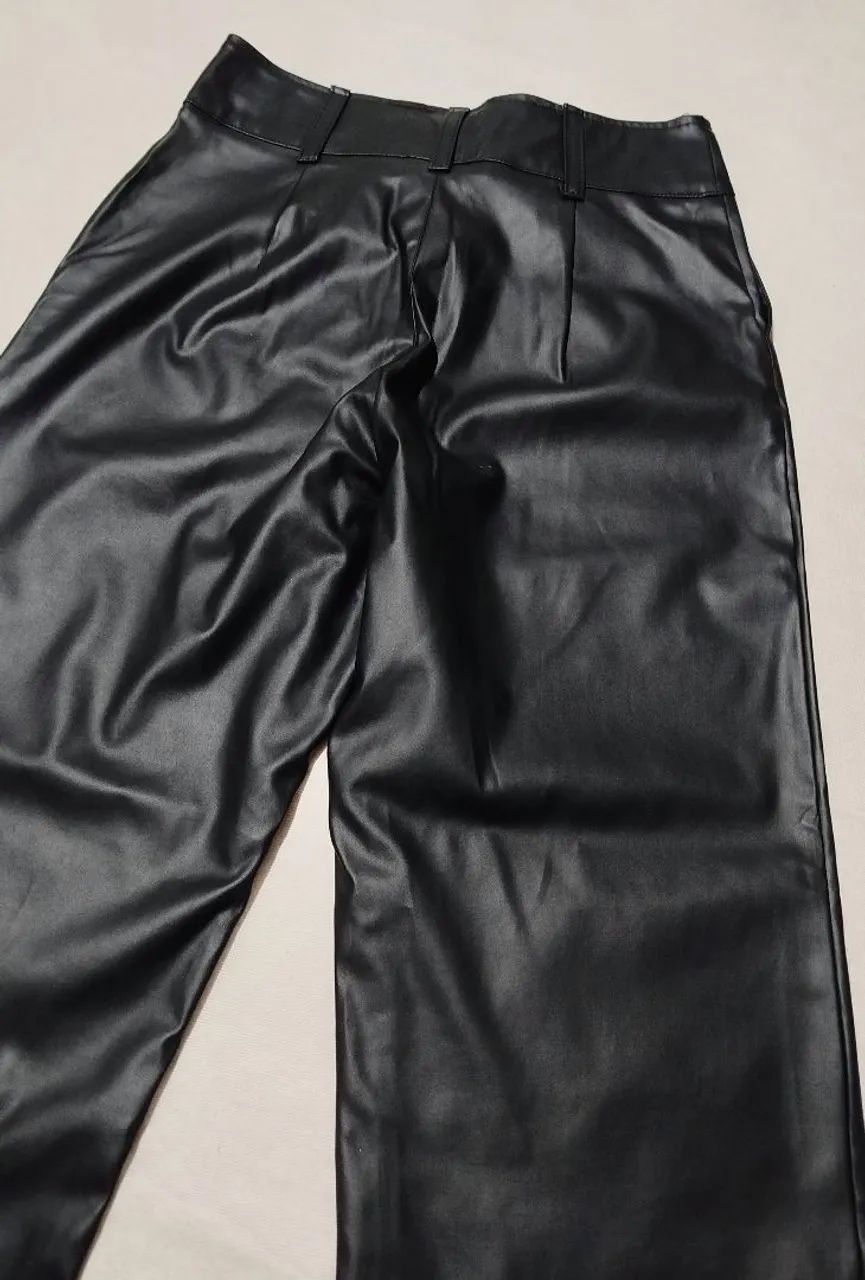 Calça preta couro - n. 36/P - Foto 5