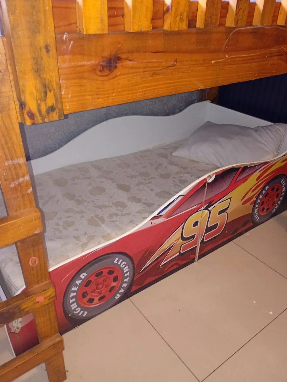 Cama Infantil MCQUEEN Carros com Colchão  - Foto 3