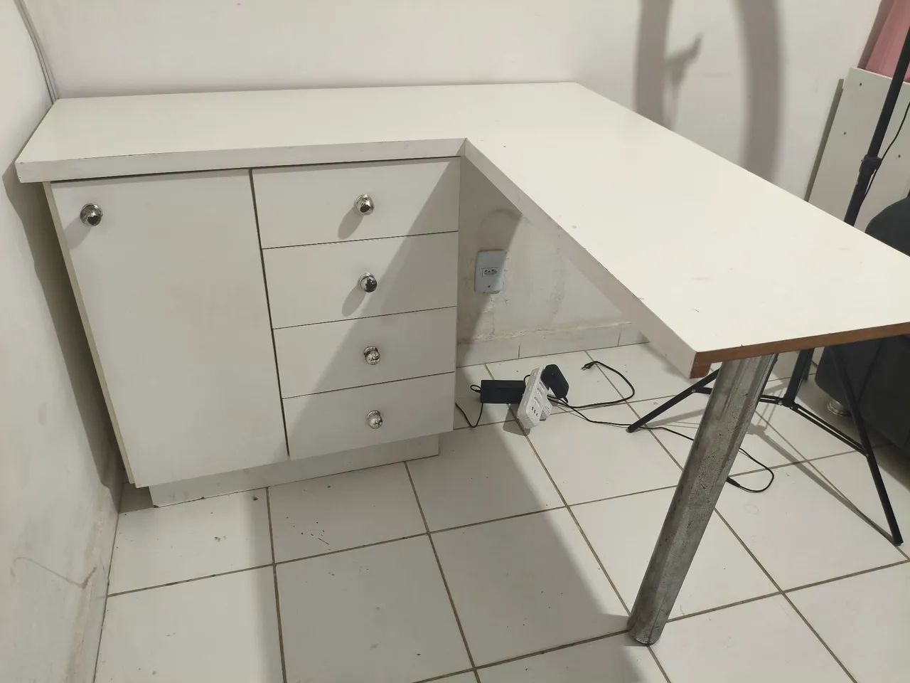 Escrivaninha em L