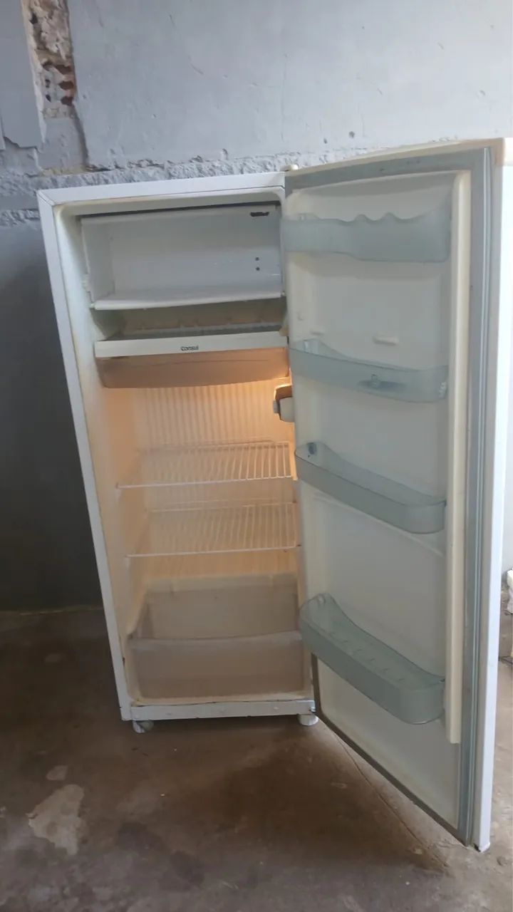 Geladeira cônsul 
