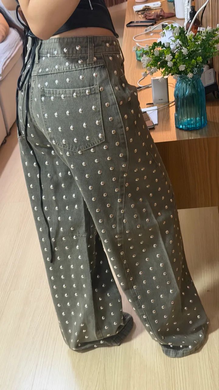 Calça Jeans Tachinhas Shein - Foto 2