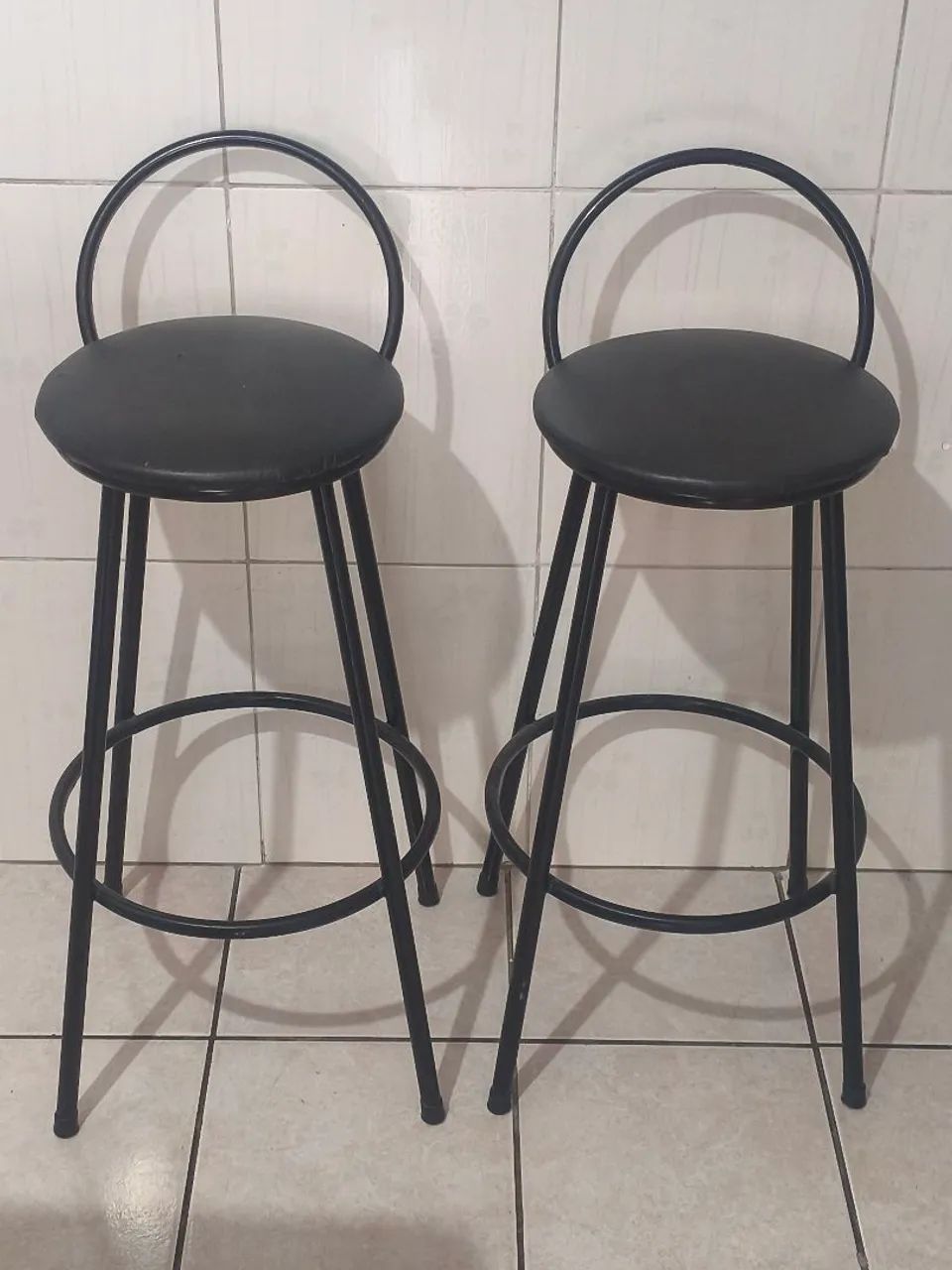 Conjunto de Duas Banquetas Pretas
