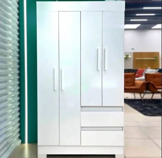 GUARDA ROUPA SOLTEIRO MAYA 4 PORTAS 
