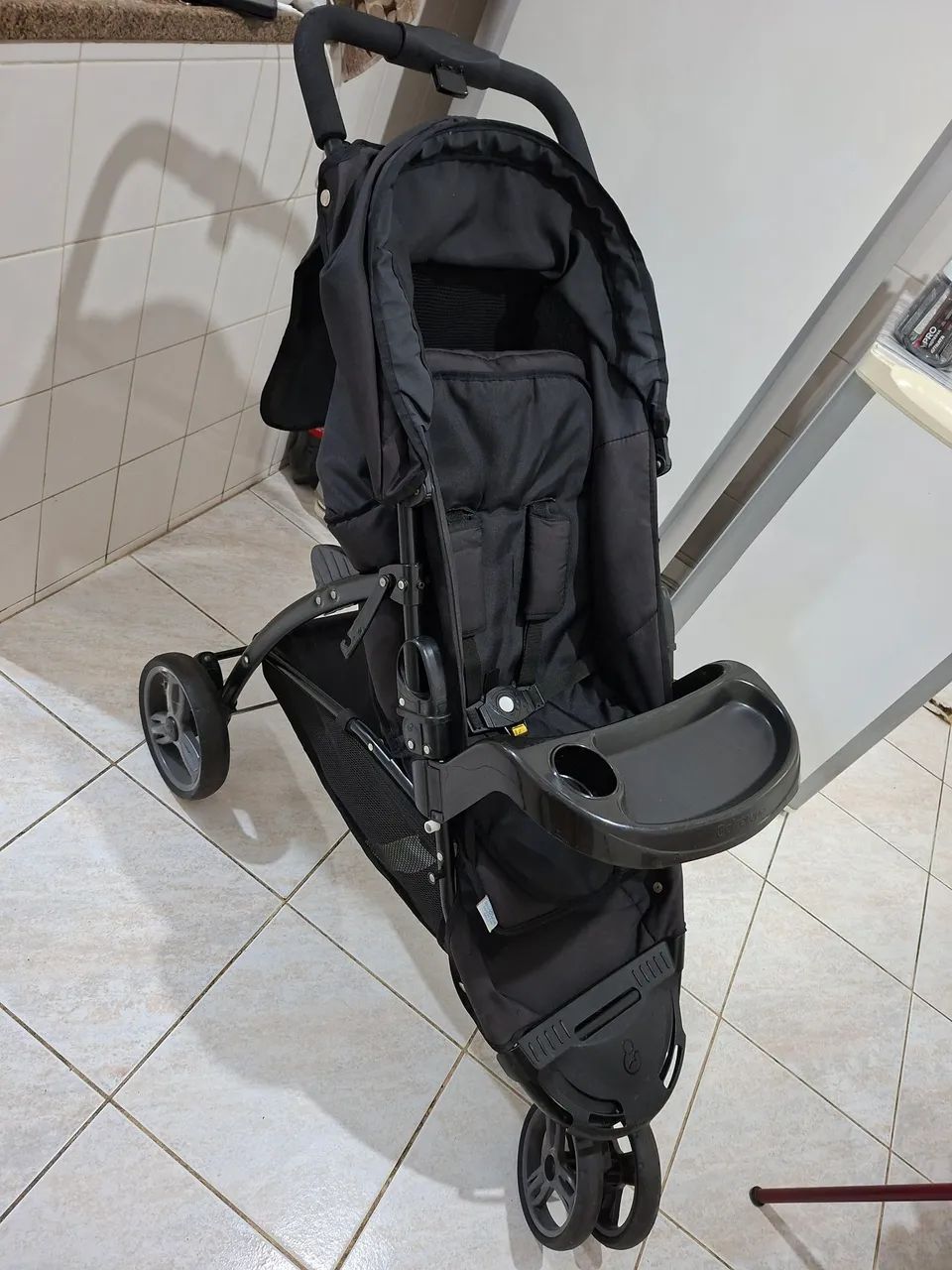 Carrinho de bebê Cross Trail, bebê conforto e base veicular Galzerano