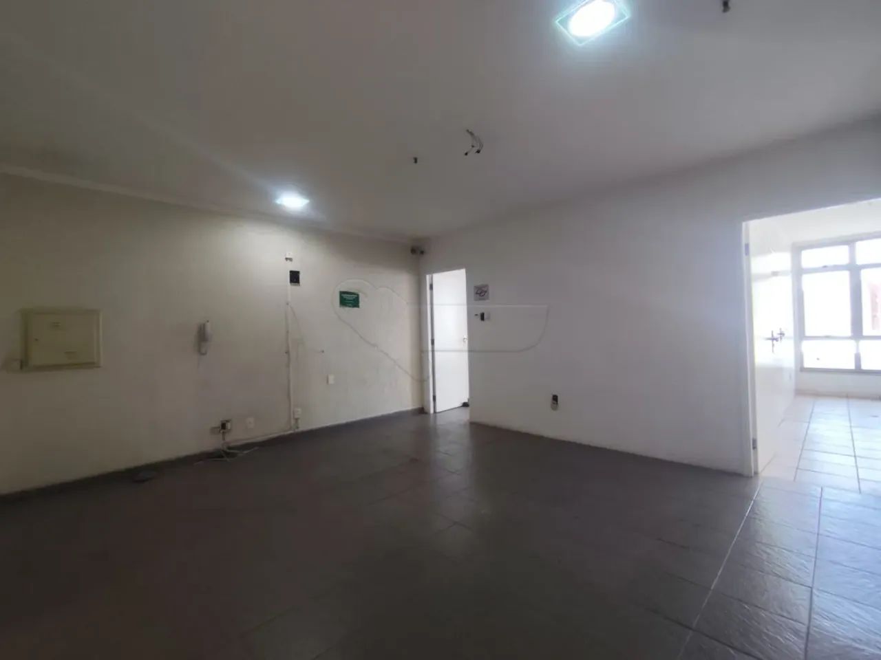 Sala comercial com 108m² de área útil no Edifício Santa Cruz - Limeira/sp - Foto 3