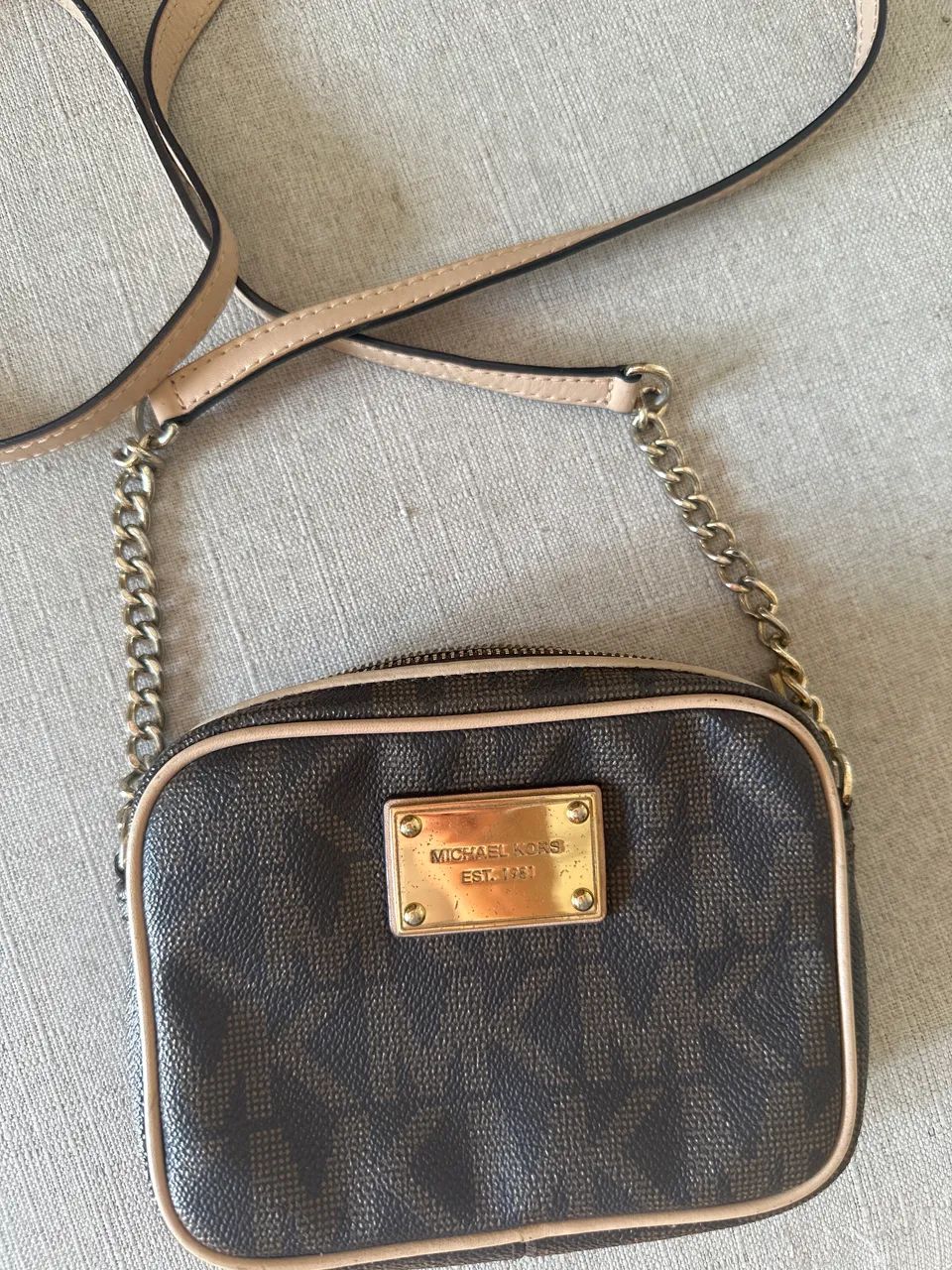 Bolsa Michael kors legítima usada  - Foto 4
