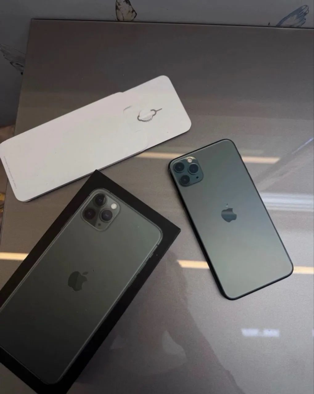 iPhone  - Foto 2