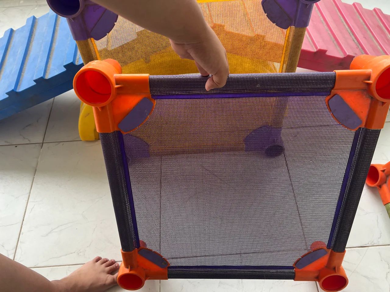 Rampa de brinquedo para pet + 3 Caminhas empilháveis pet - Foto 5