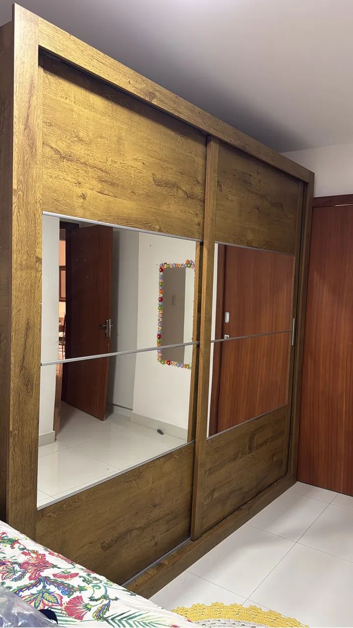 Guarda roupa casal 