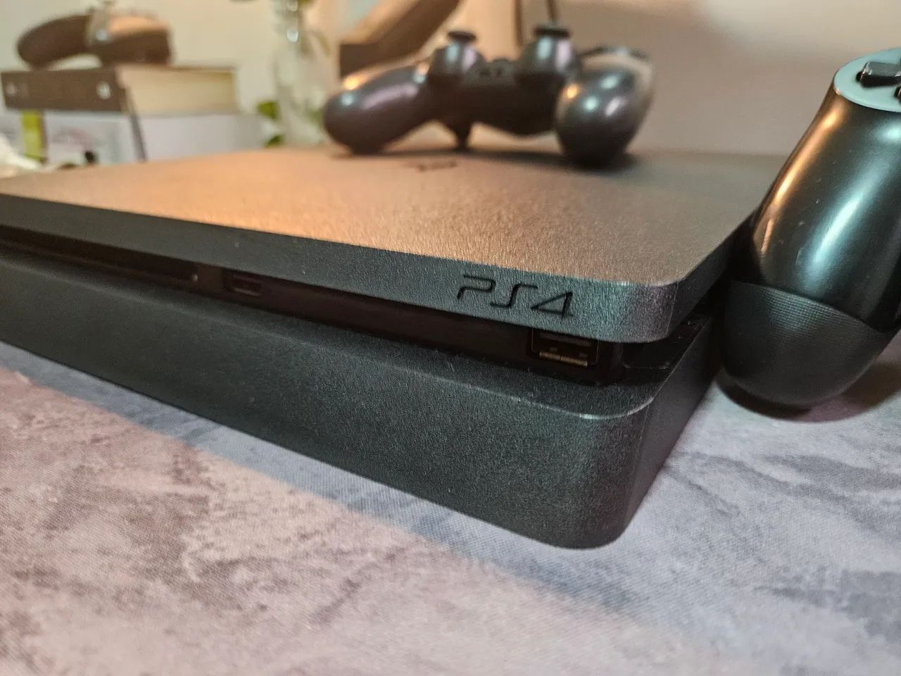 PS4 Slim Desbloqueado