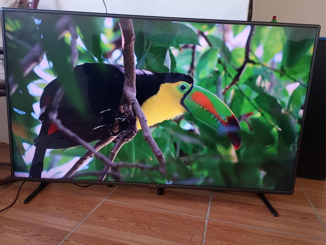 Tv LG smart bluetooth 4k 55 polegadas muito nova imagem perfeita  - Foto 3