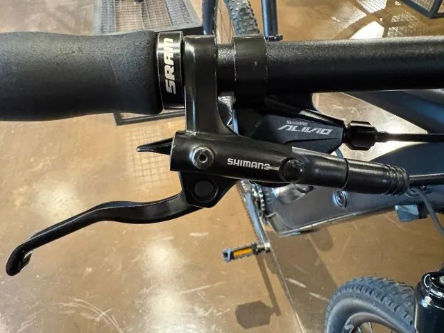 Bicicleta Seminova Specialized Levo HT  - Foto 4