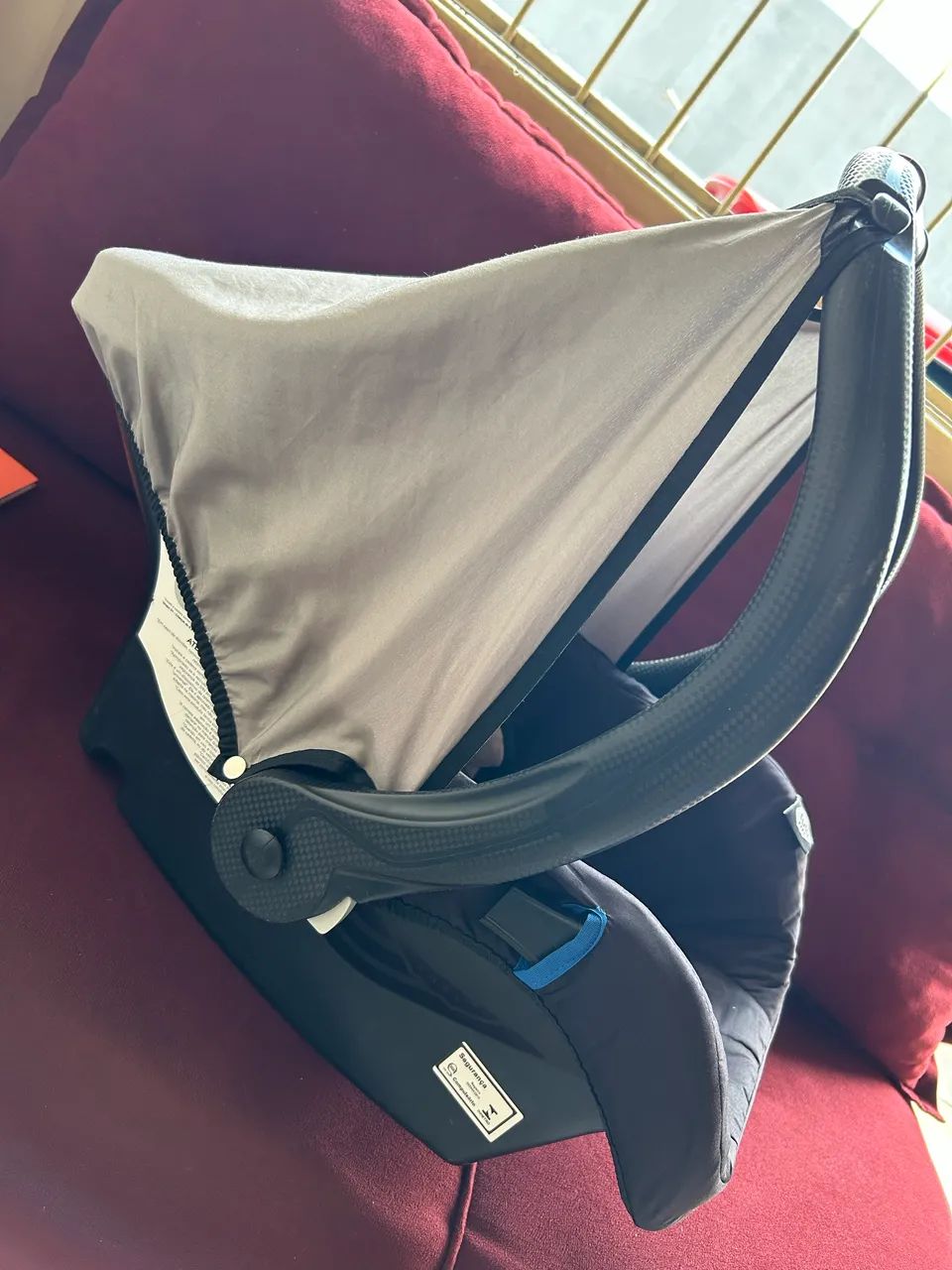Vende- se bebê conforto 