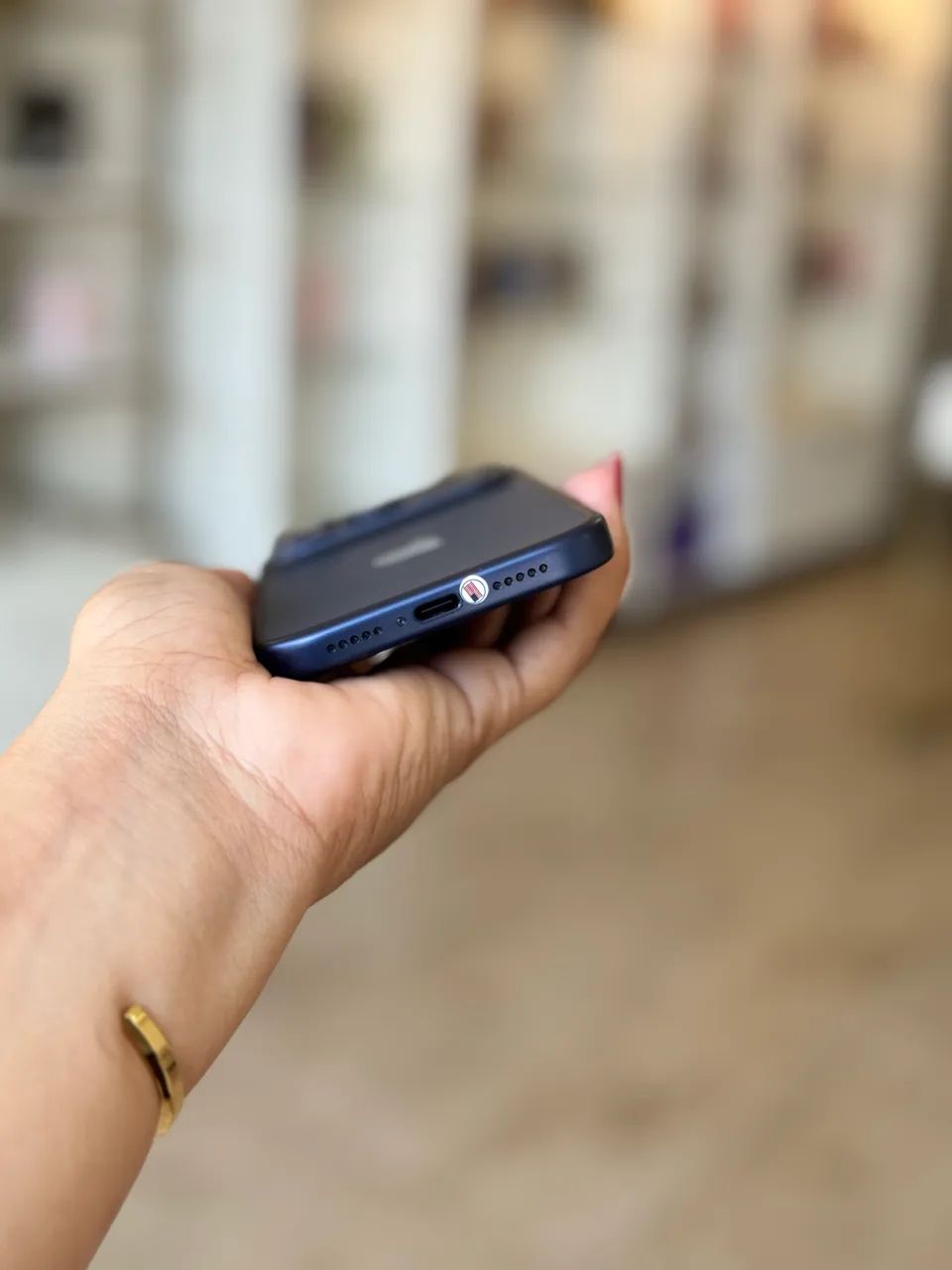 iPhone 17 pro estado novo  - Foto 2