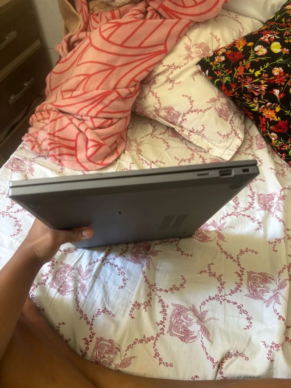 VENDO NOTEBOOK SAMSUNG BOOK4 I3 ? COM DEFEITO NA TELA - Foto 5