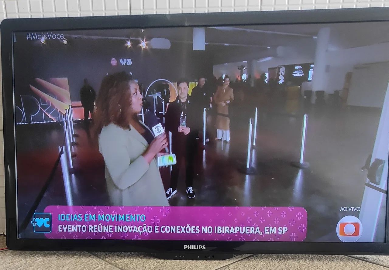 TV Philips LED 40 polegadas conversor digital integrado  - Foto 2