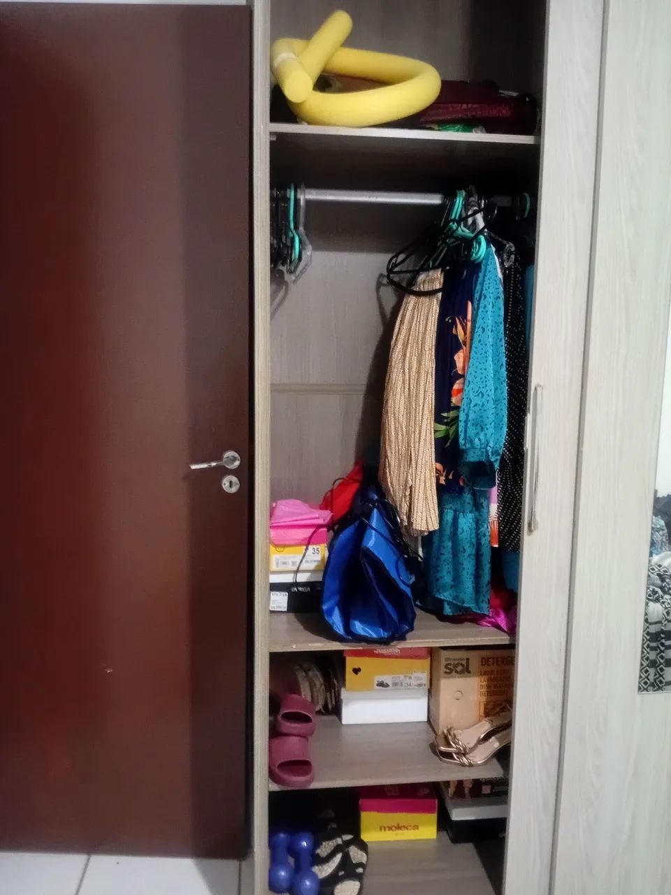 guarda roupa planejado espaçoso com espelho  - Foto 5