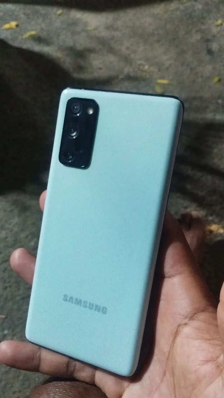 Vendo s20 fe 
