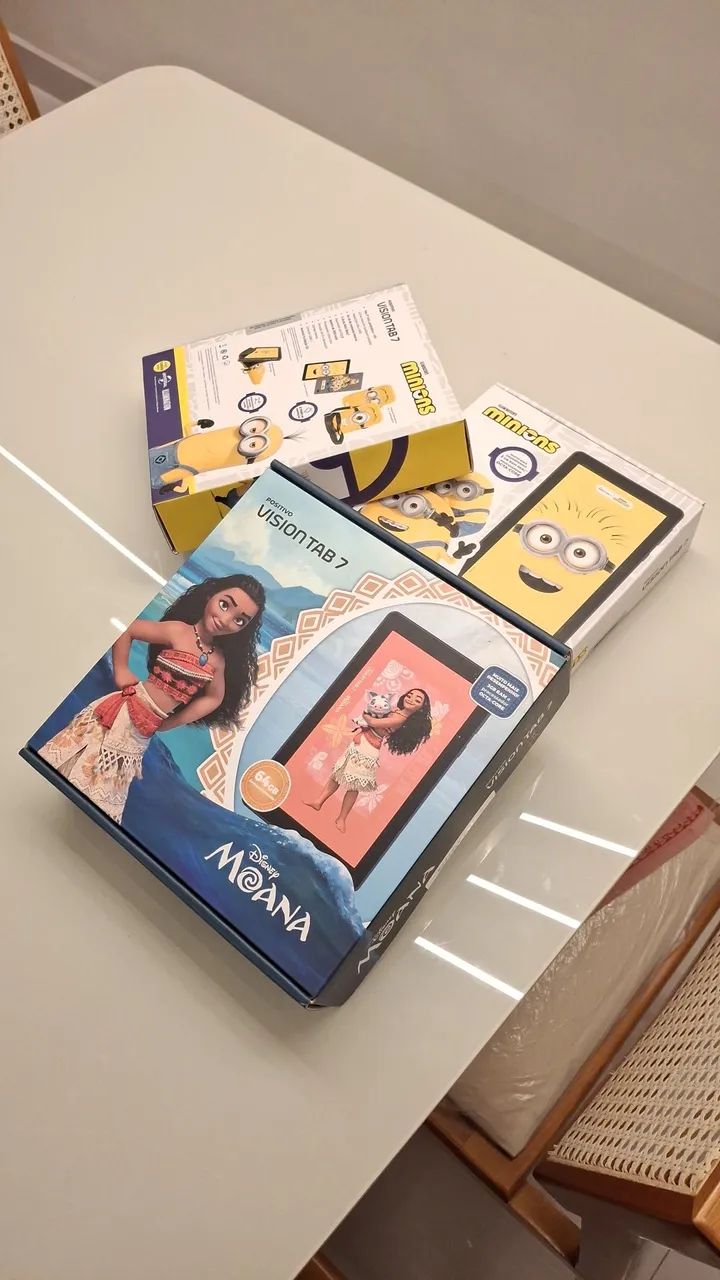 TABLET POSITIVO 7" LACRADO INFANTIL MOANA E MINIOS