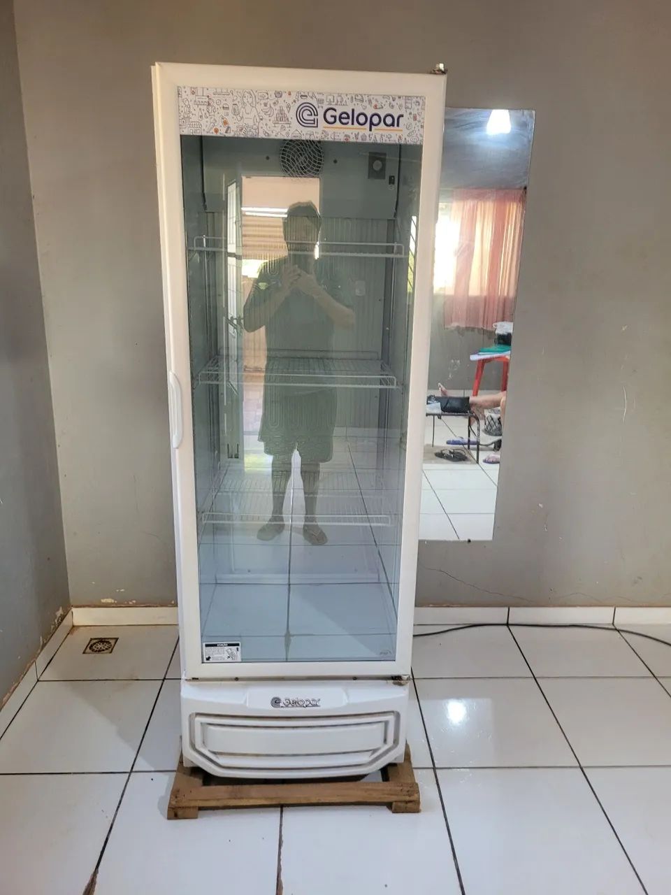 Vende-se Freezer marca Gelopar - Foto 4