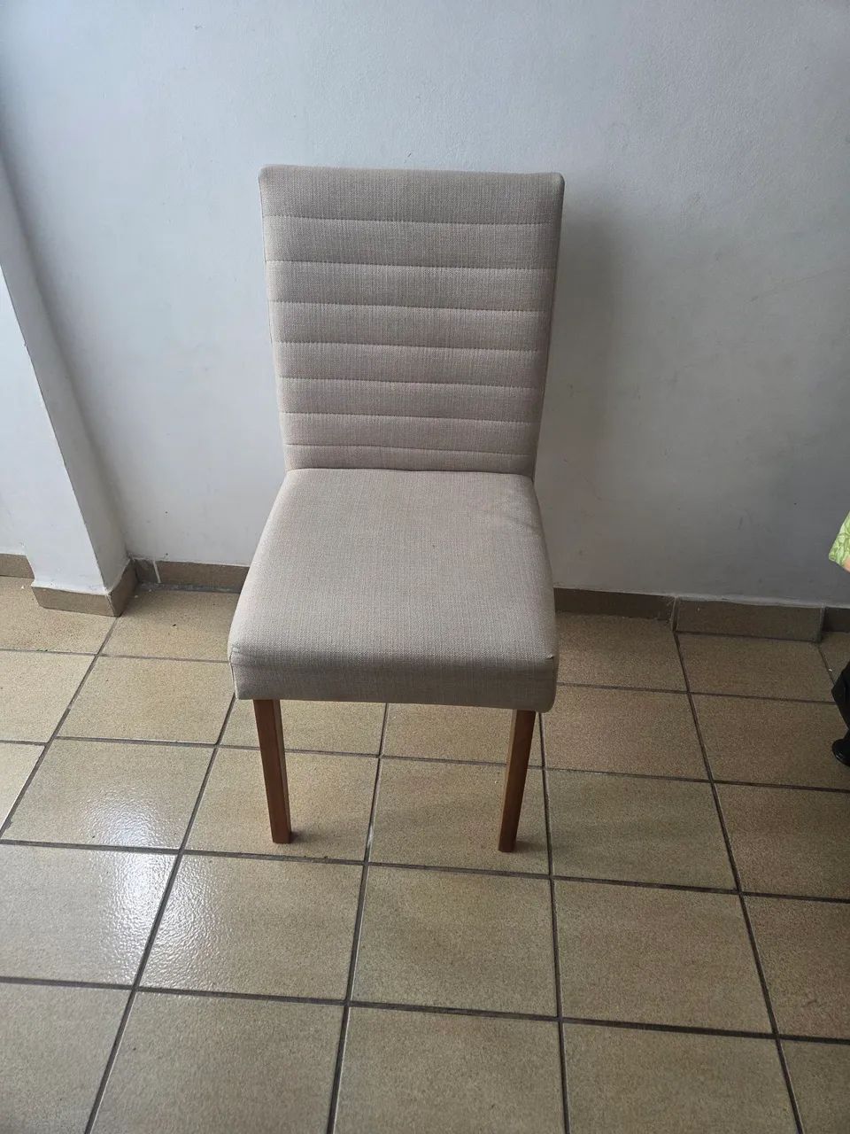 Vendo Jogo 4 cadeira  - Foto 3