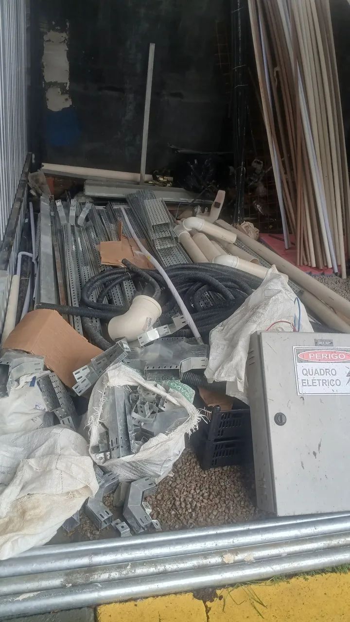 SOBRAS DE MATERIAL DE OBRA65163267172098122
