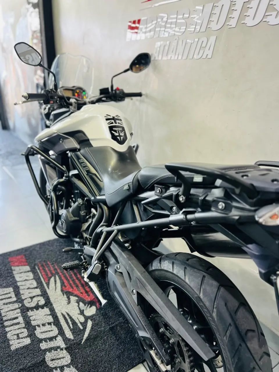 TRIUMPH TIGER 800 XR - Foto 5