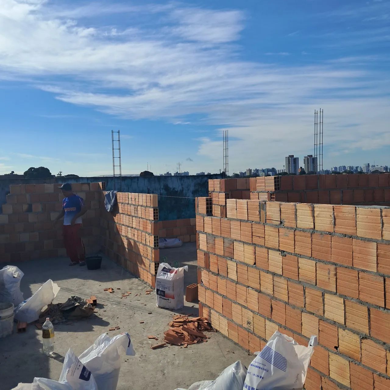 Pedreiro mestre de obra com equipe  - Foto 4