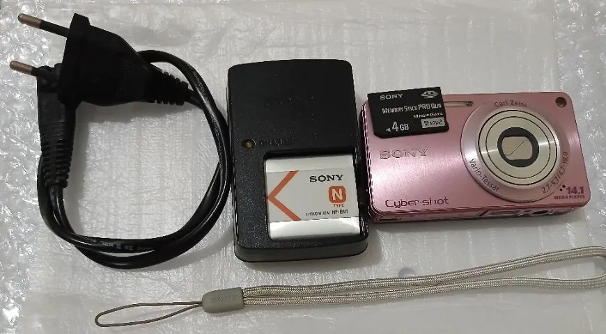 Sony Cyber-shot DSC-W350 14.1MP. Kit Completo (Carregador, Cartão 4GB e Alça). Uma Lenda - Foto 6