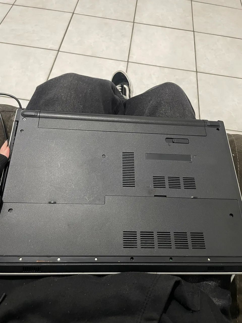 Notebook Dell i3 com 8GB RAM ? Funcionando Perfeitamente / Mto Bem Conservado - Foto 2