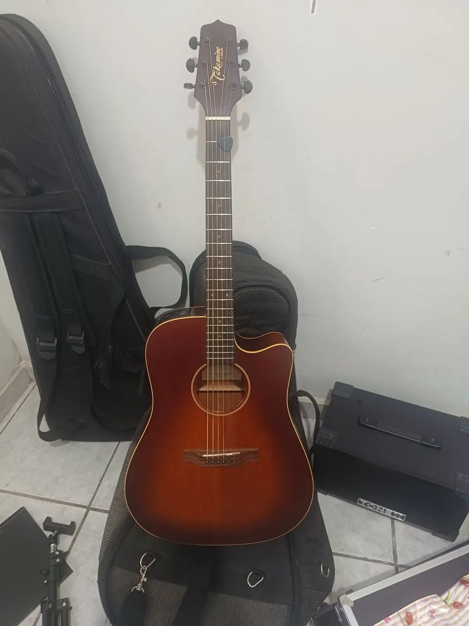 Violao takamine 