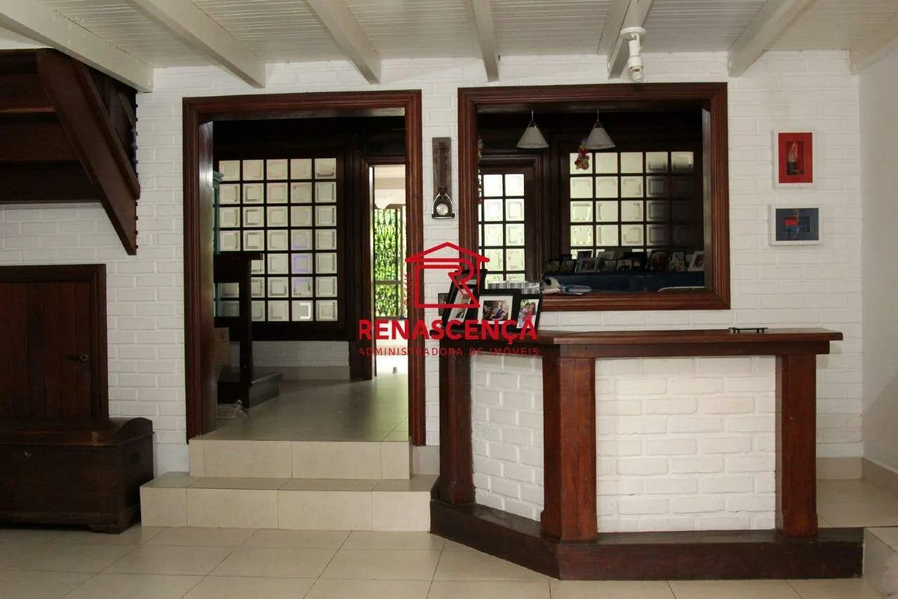 Casa com 4 Dormitórios e Clima de Casa de Campo no Parque São Jorge - Foto 4
