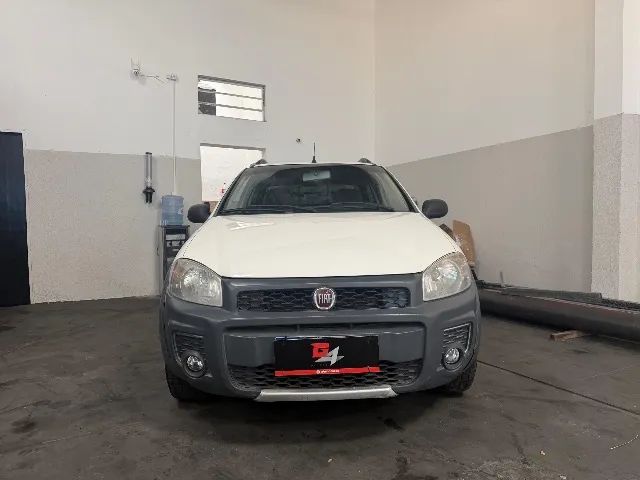 Fiat Strada Working Celeb.1.4 Fire Flex 8V CD 2014 - Foto 2