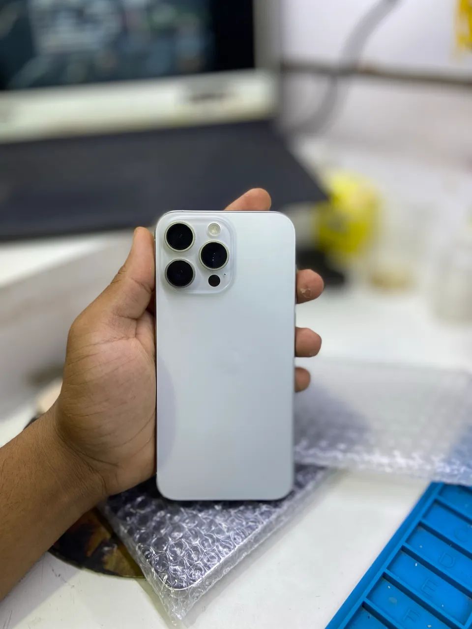 iPhone 15 pro Max branco  - Foto 2