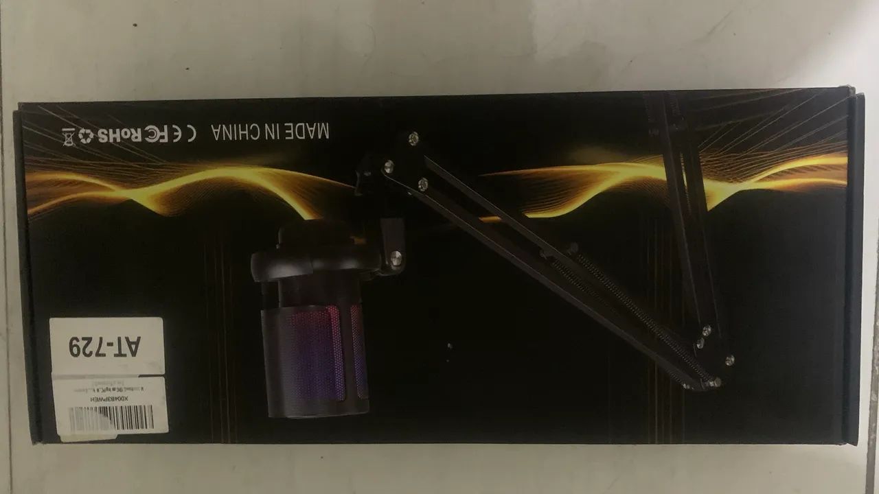 Microfone Condensador RGB Gamer com Braço Articulado - Completo
