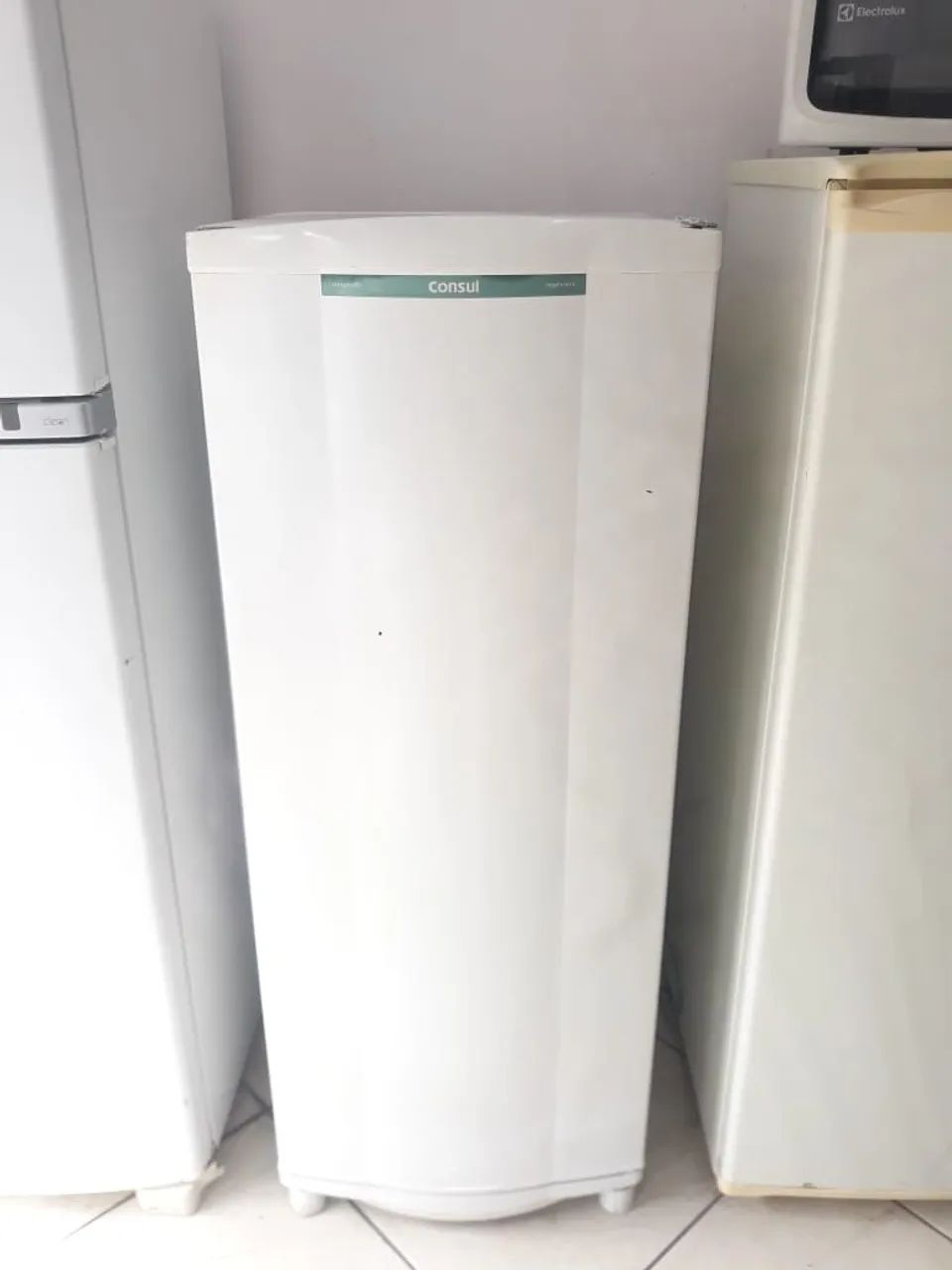 Geladeira consul bem conservada só 799,99