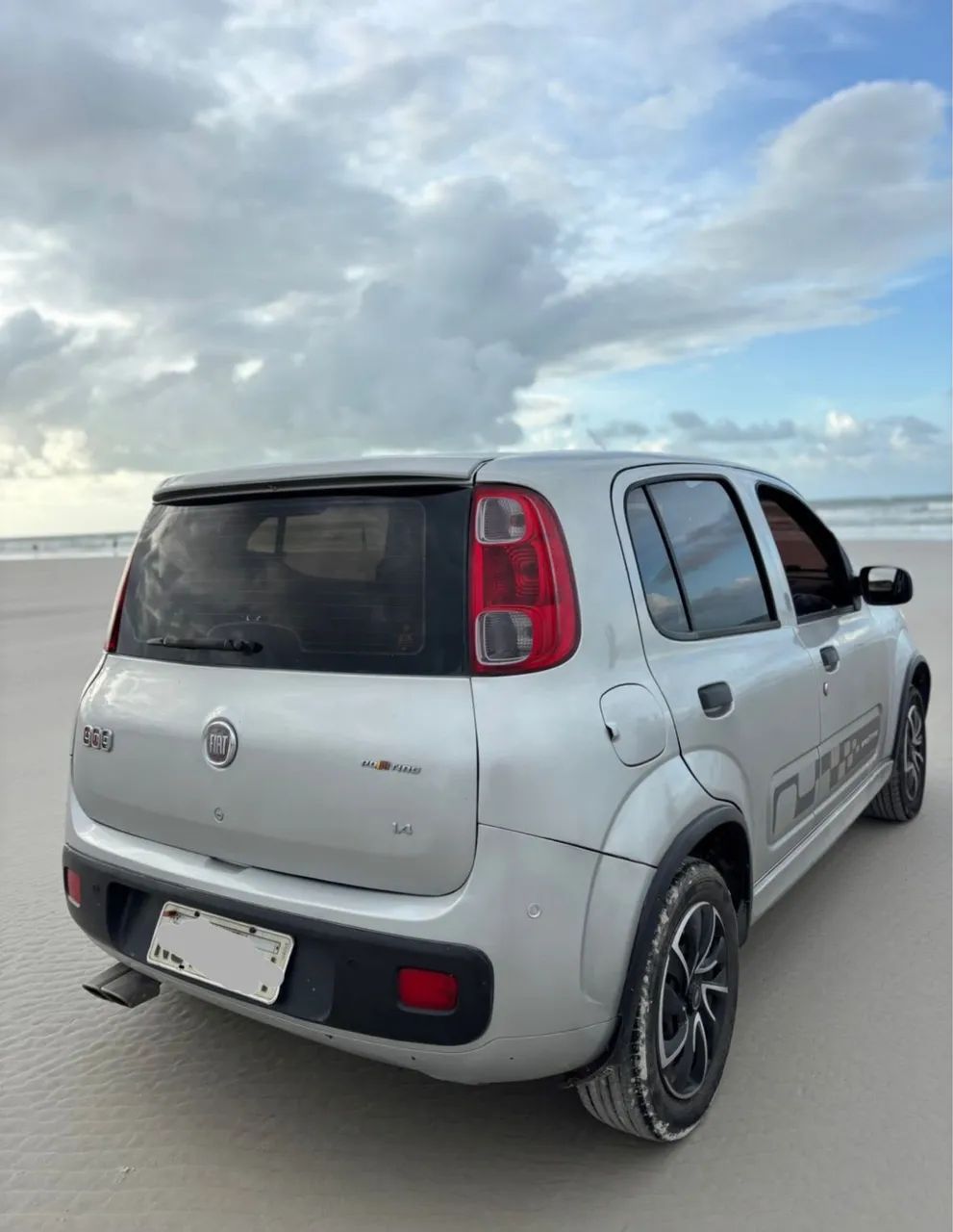 Fiat Uno Sporting 1.4 EVO Fire Flex 8V 4P 2011 - Foto 5