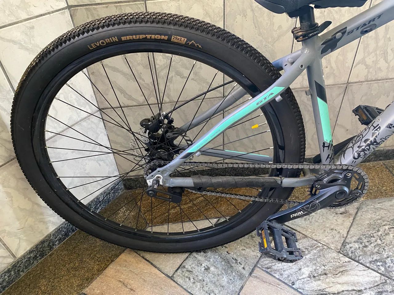 Bicicleta GTA Muito Nova - Pronta Pra Andar - Aro 29 - Foto 2