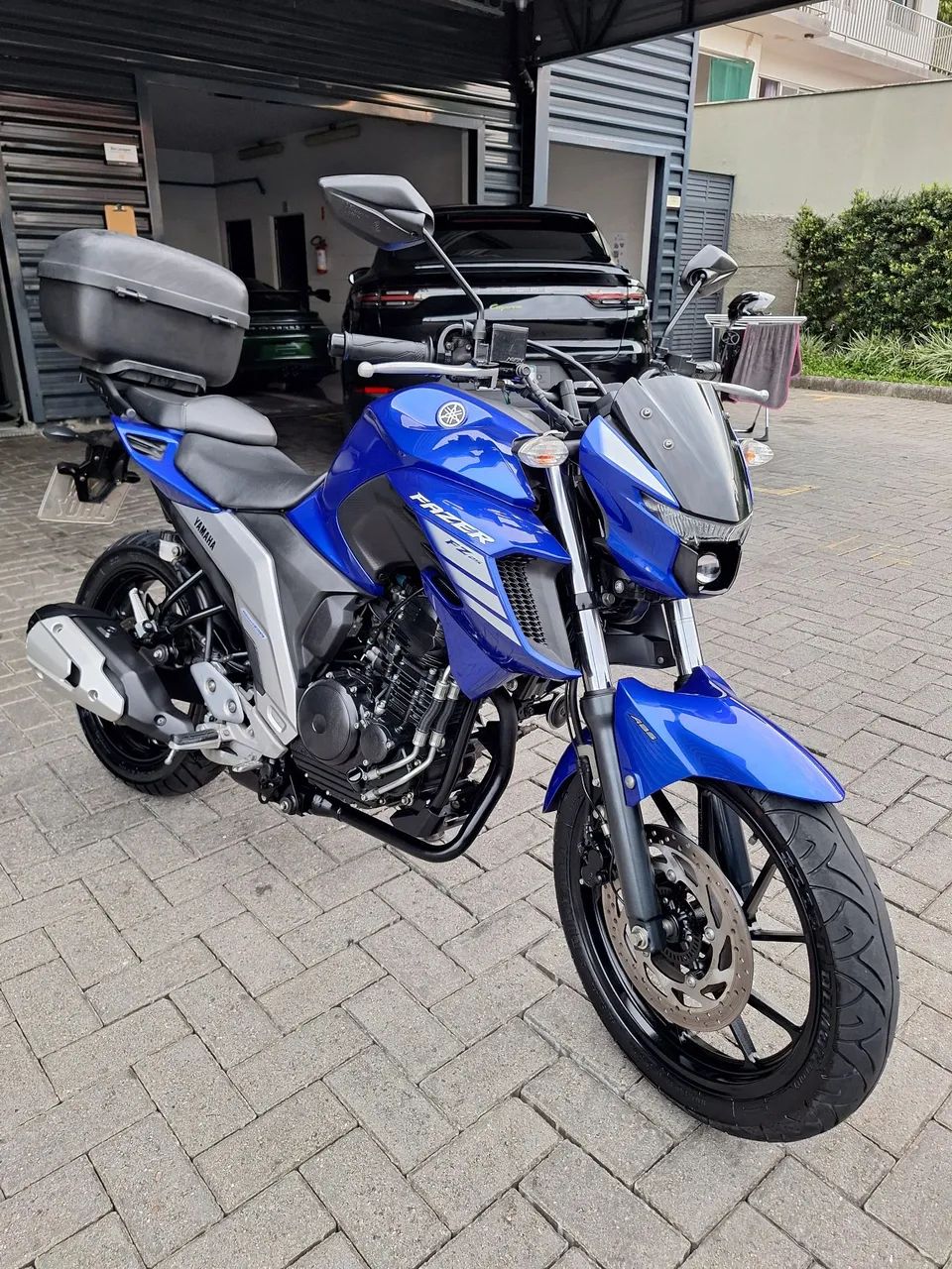 FZ25 2023