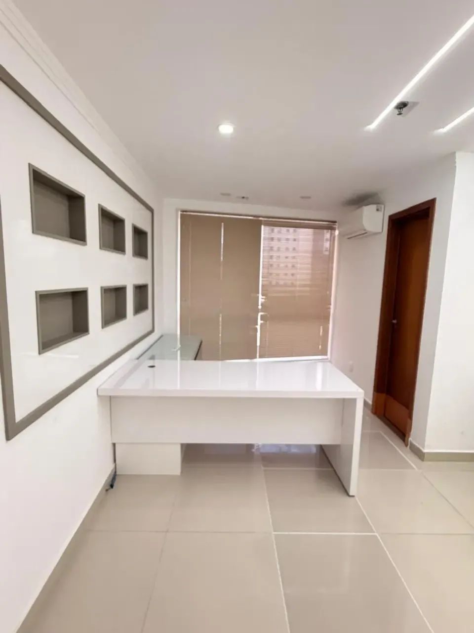 Sala comercial no Condomínio Atlantic Tower