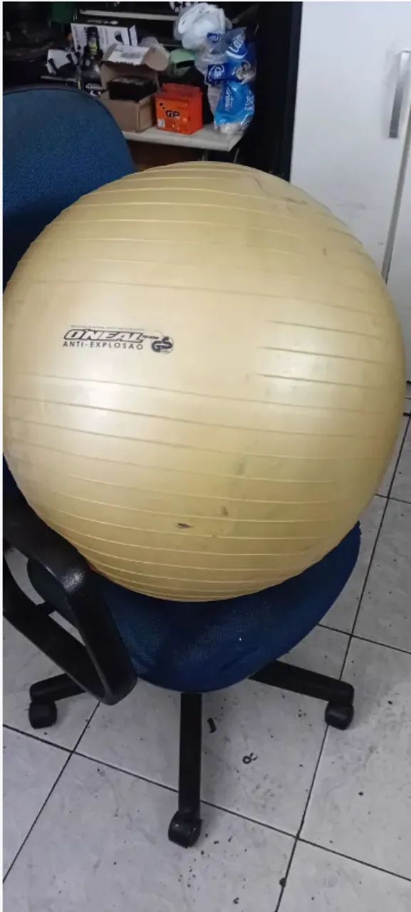 Bola Pilates O'neil 60cm Max 250 kg Dourada Anti-Explosão - Foto 3