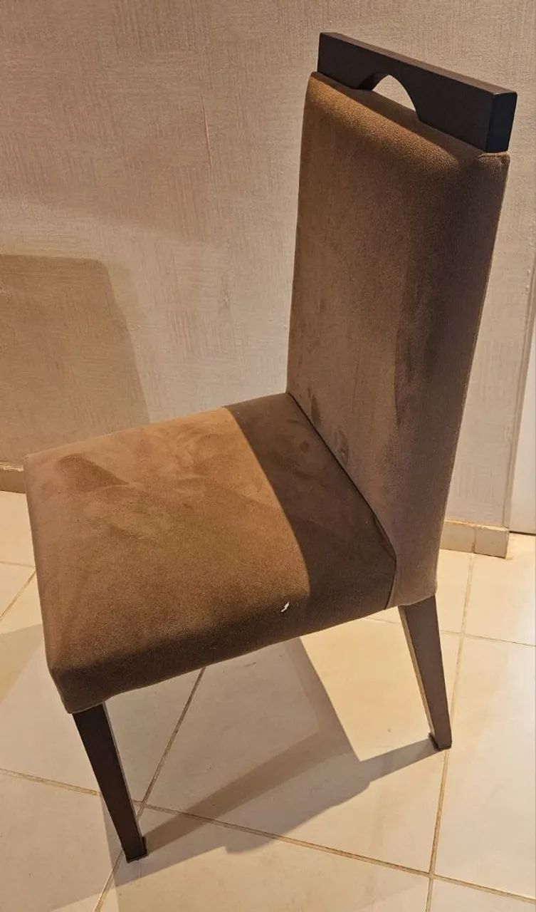 Mesa de jantar com 8 lugares super conservada - Foto 5